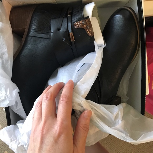 SHEIN black ankle boots - Picture 5 of 6